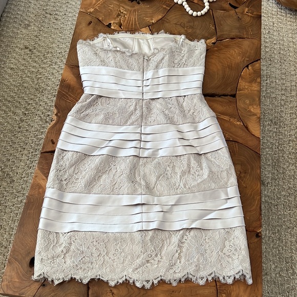 Beautiful BCBG dress. Only wore once for a gf wedding. - Picture 2 of 6